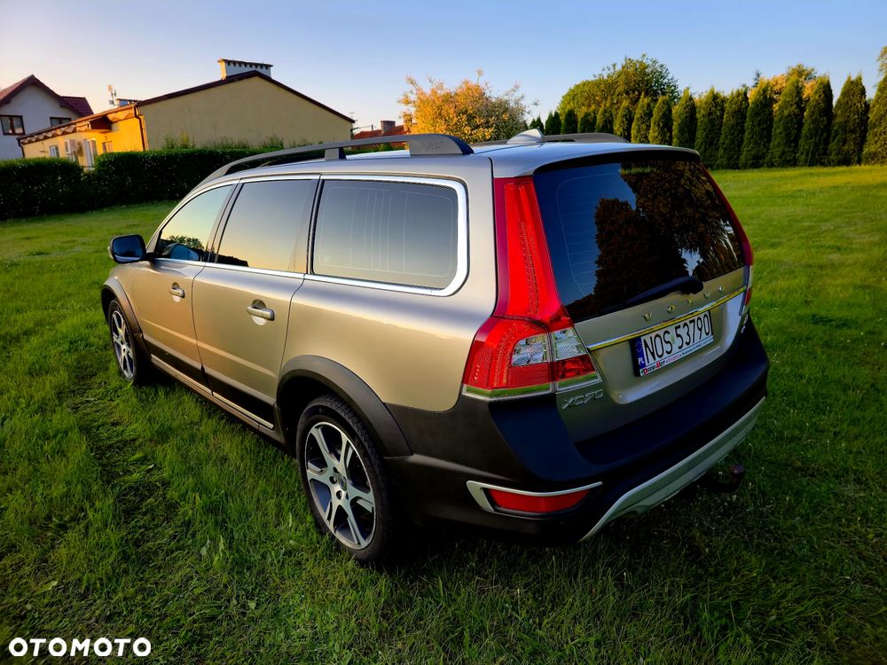 Volvo XC 70 D5 AWD Dynamic Summum - 3