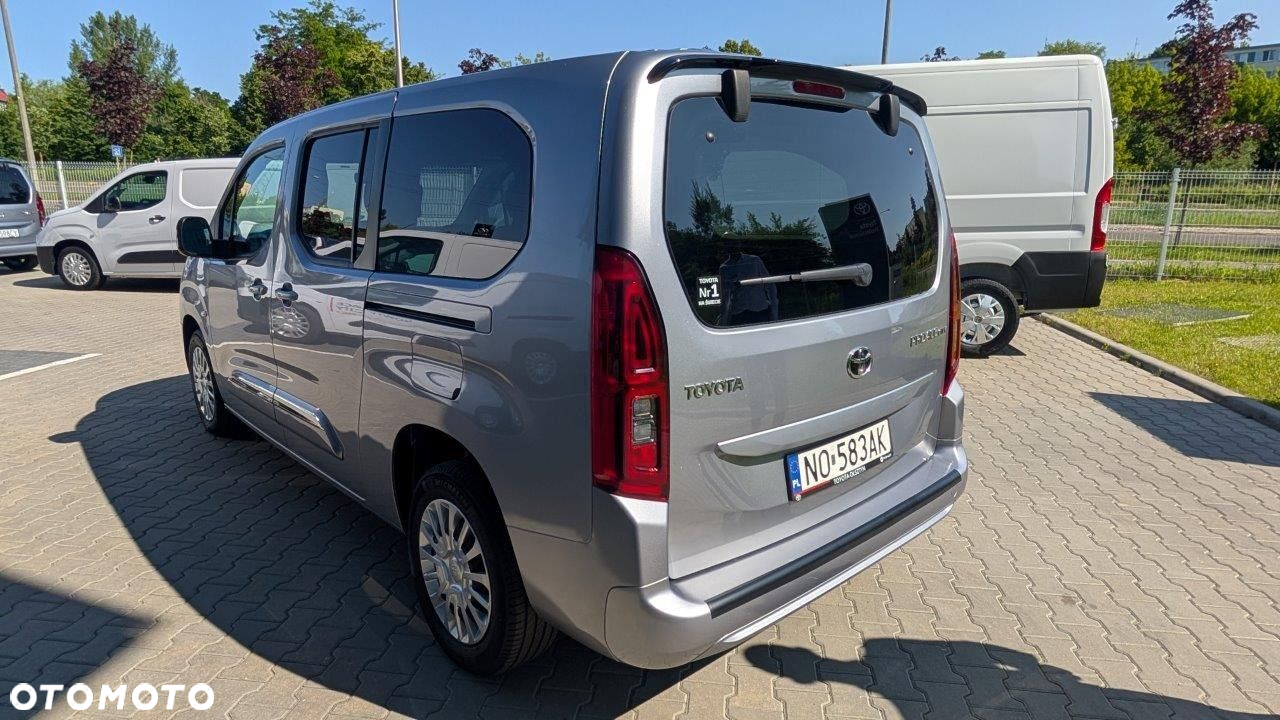 Toyota Proace City Verso Long 1.5 D-4D Business - 11