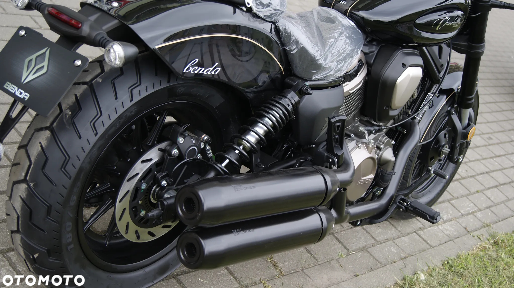 Benda Chinchilla 500 - 28