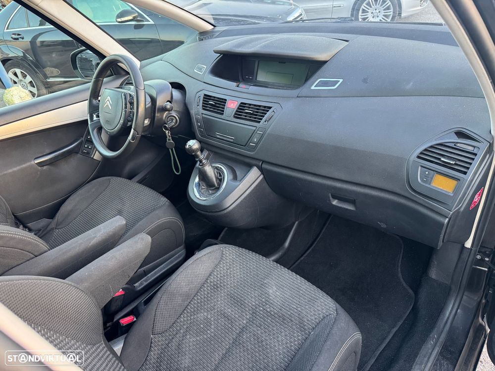 Citroën C4 Picasso 1.6 HDi Exclusive 135g - 32