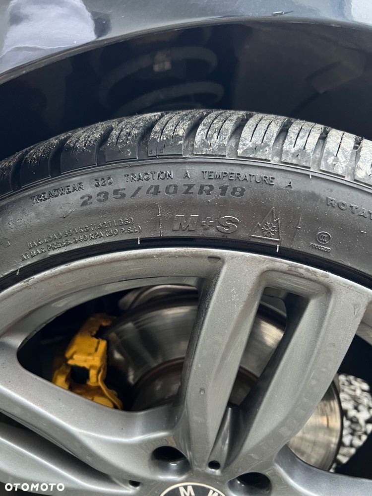 BMW Seria 3 318i Touring - 22