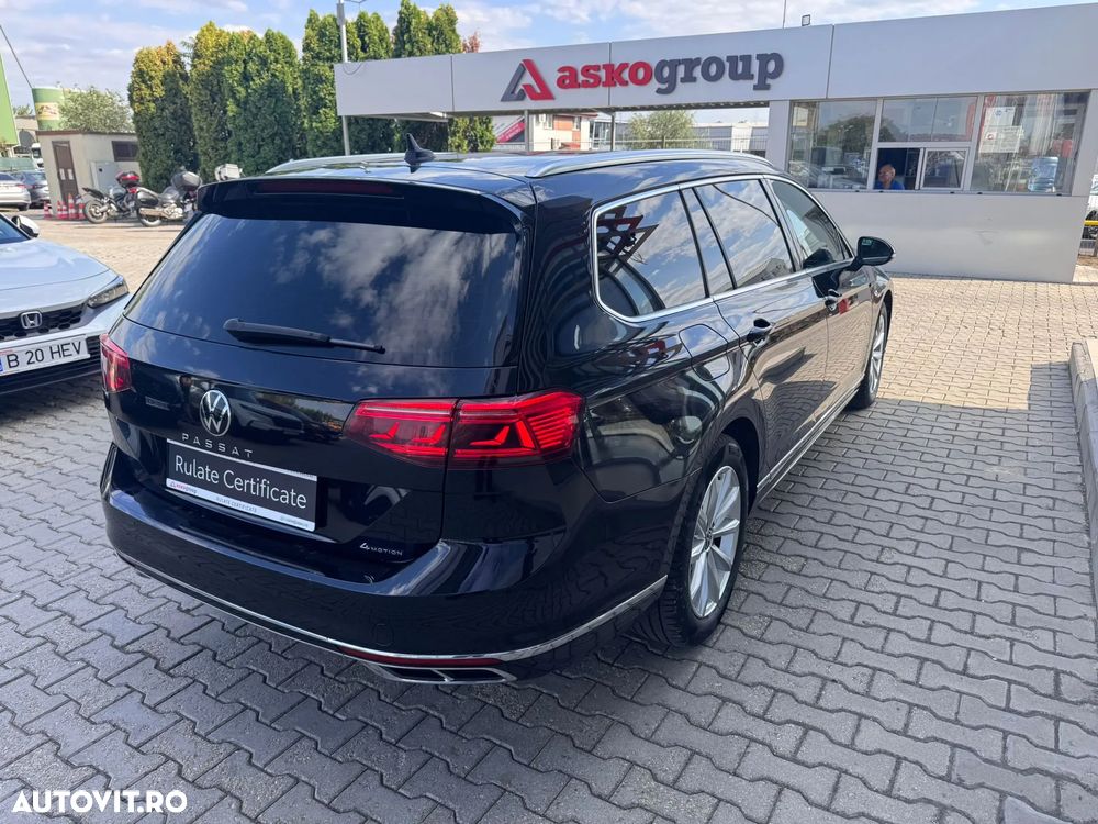 Volkswagen Passat Variant 2.0 TDI 4Mot DSG Highline - 9