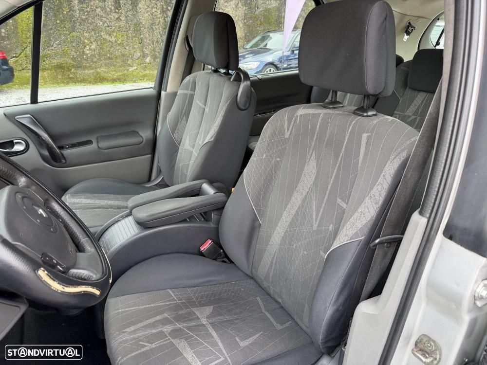 Renault Grand Scénic 1.5 dCi Dynamique S 7L. - 9