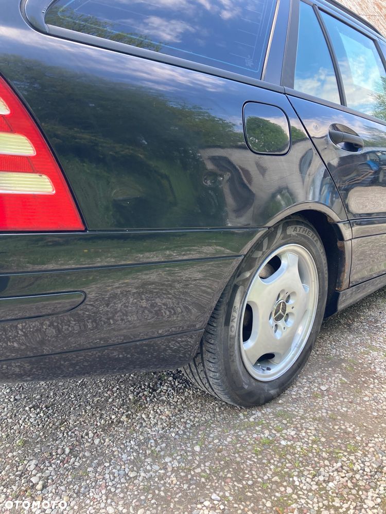 Mercedes-Benz Klasa C 220 CDI Automatik Classic DPF - 11
