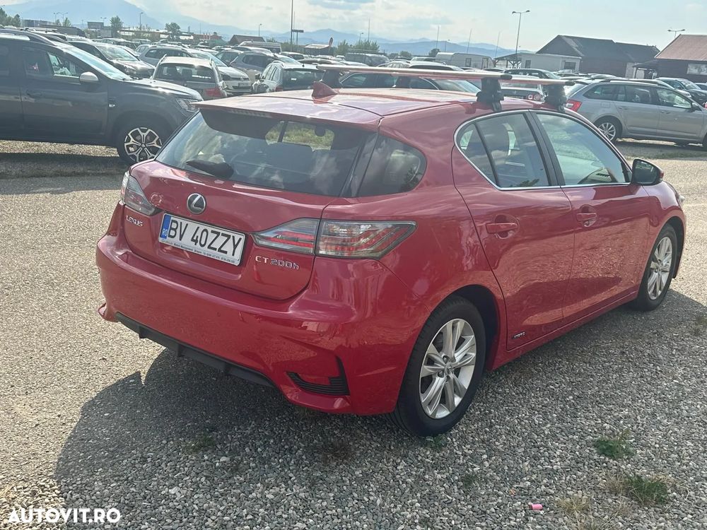 Lexus CT - 16