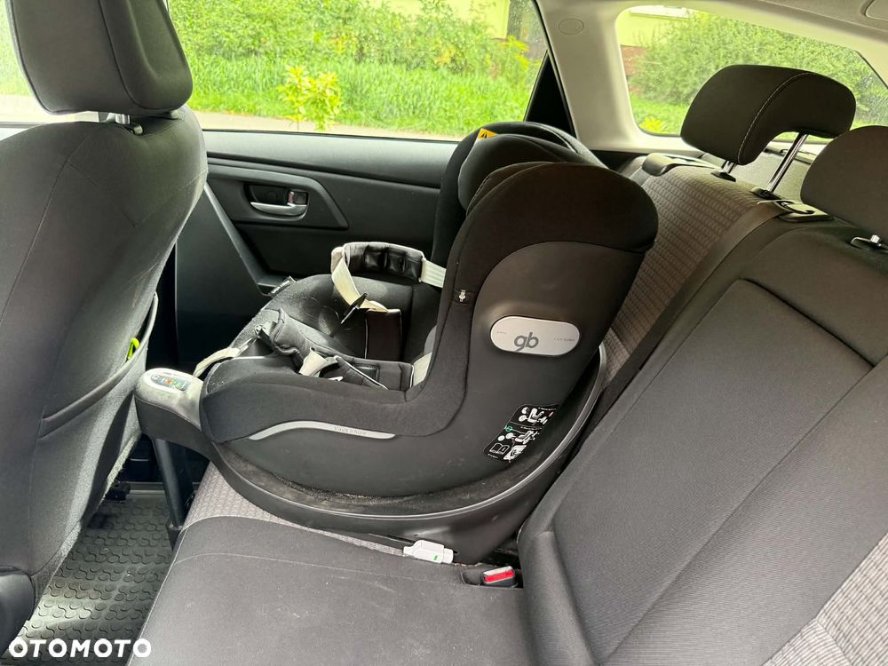 Toyota Auris Hybrid 135 Selection - 3