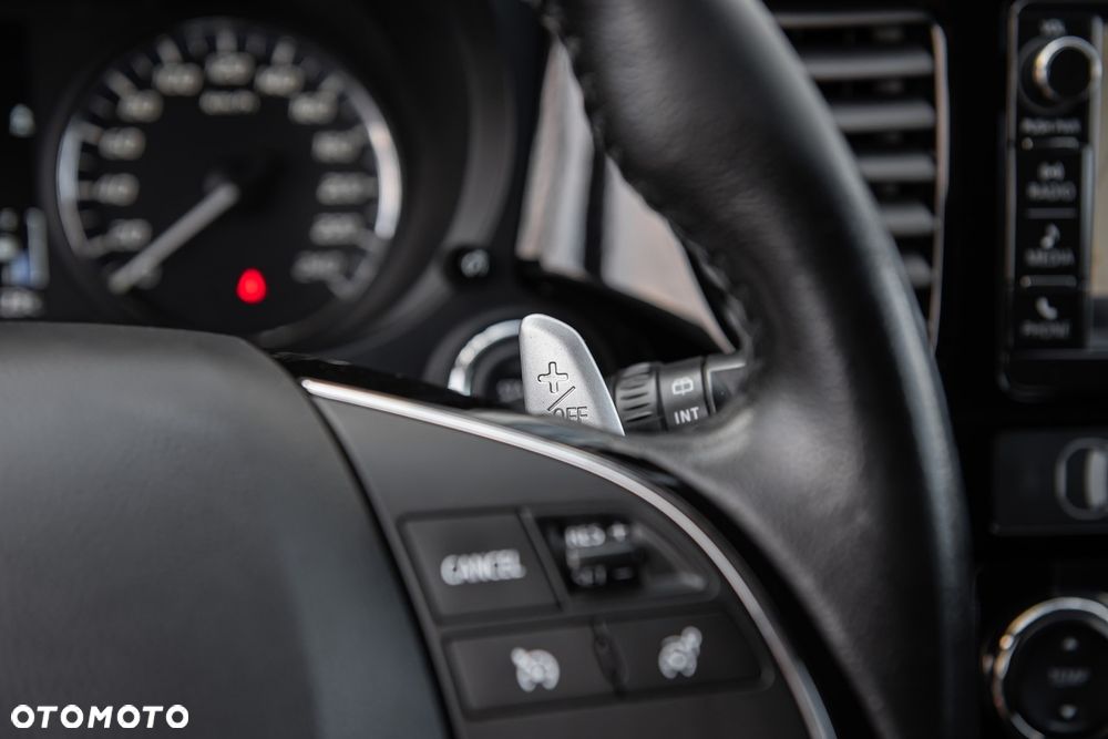 Mitsubishi Outlander 2.2 DID Intense + 4WD - 19