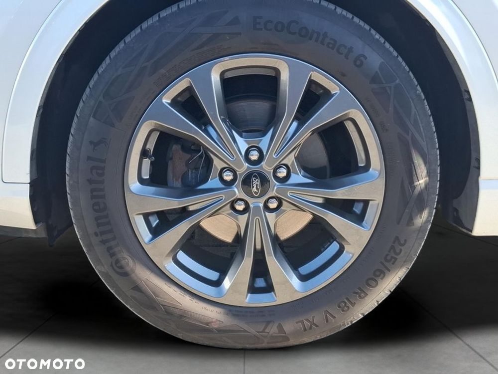 Ford Kuga - 27