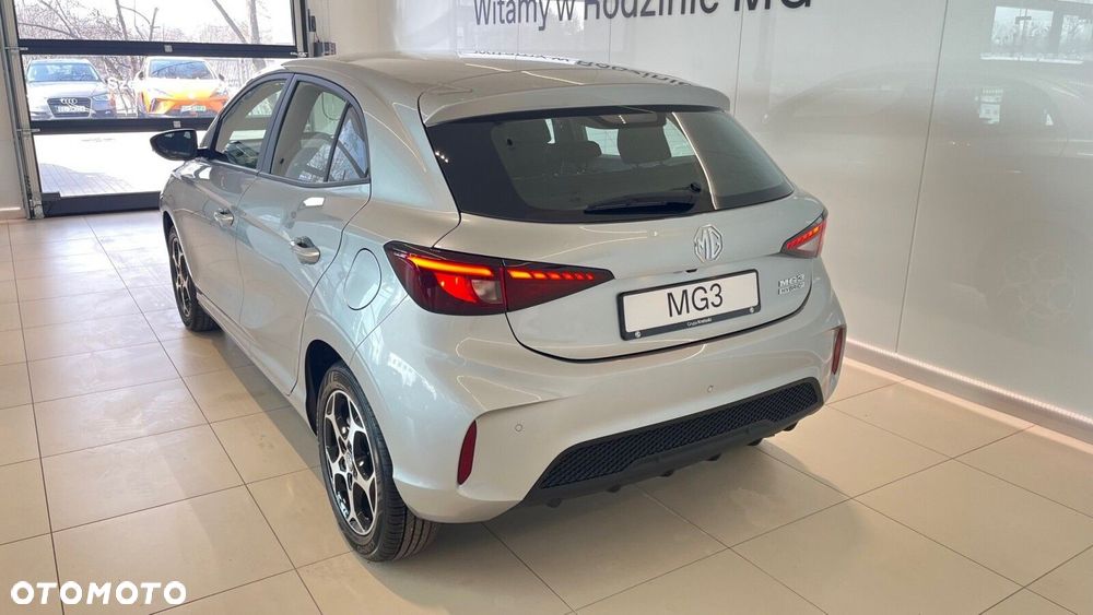 MG MG3 - 12