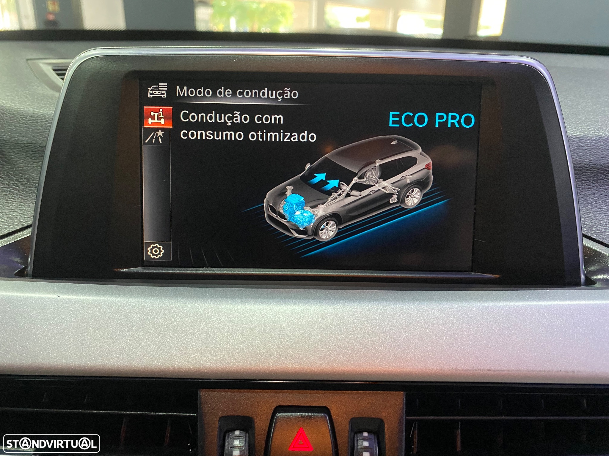 BMW X1 16 d sDrive Advantage - 30