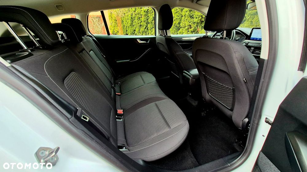 Ford Focus 1.5 EcoBlue STart-Stopp-System TITANIUM - 25