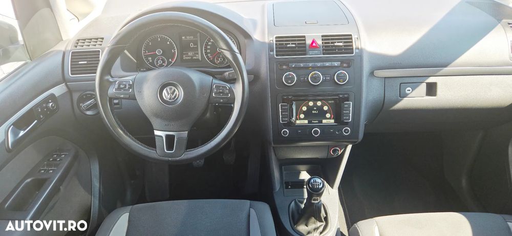Volkswagen Touran 2.0 TDI DPF Life - 5