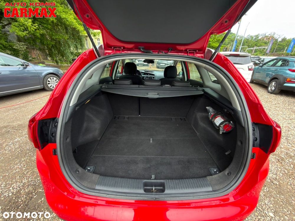 Kia Ceed - 15