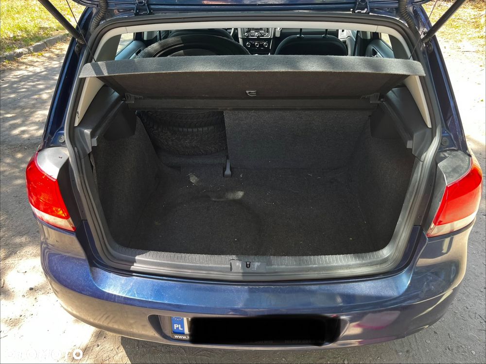 Volkswagen Golf 1.6 TDI DPF Trendline - 13
