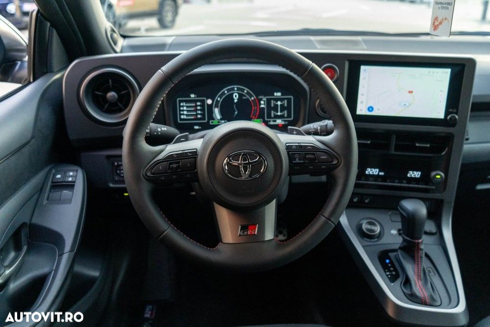 Toyota Yaris - 5