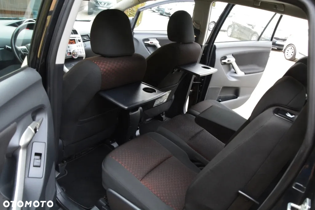 Toyota Verso 1.8 Sol plus NAVI 7os - 7