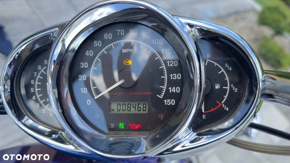 Harley-Davidson V-Rod Street Rod - 12