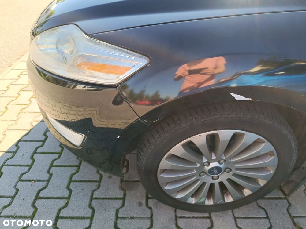 Ford Mondeo 2.0 Ambiente - 15