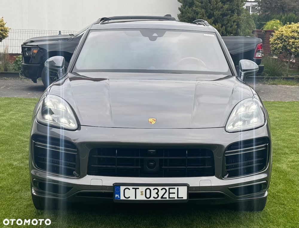 Porsche Cayenne Turbo - 19