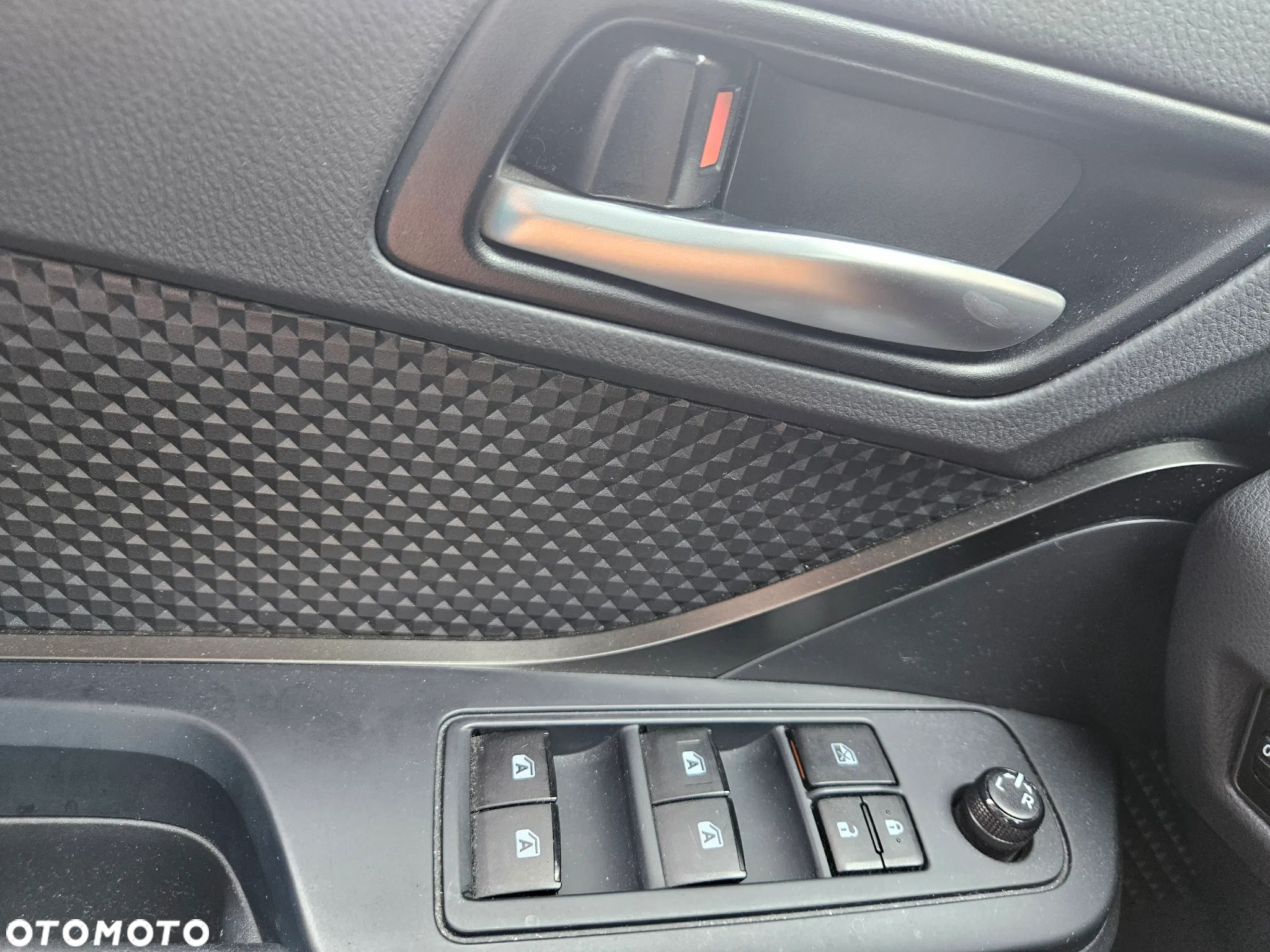 Toyota C-HR 1.2 T Comfort - 15