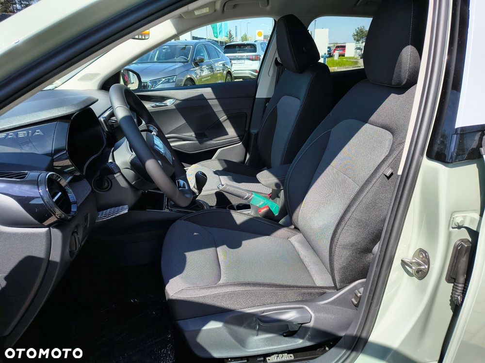 Skoda Fabia 1.0 TSI Drive - 14
