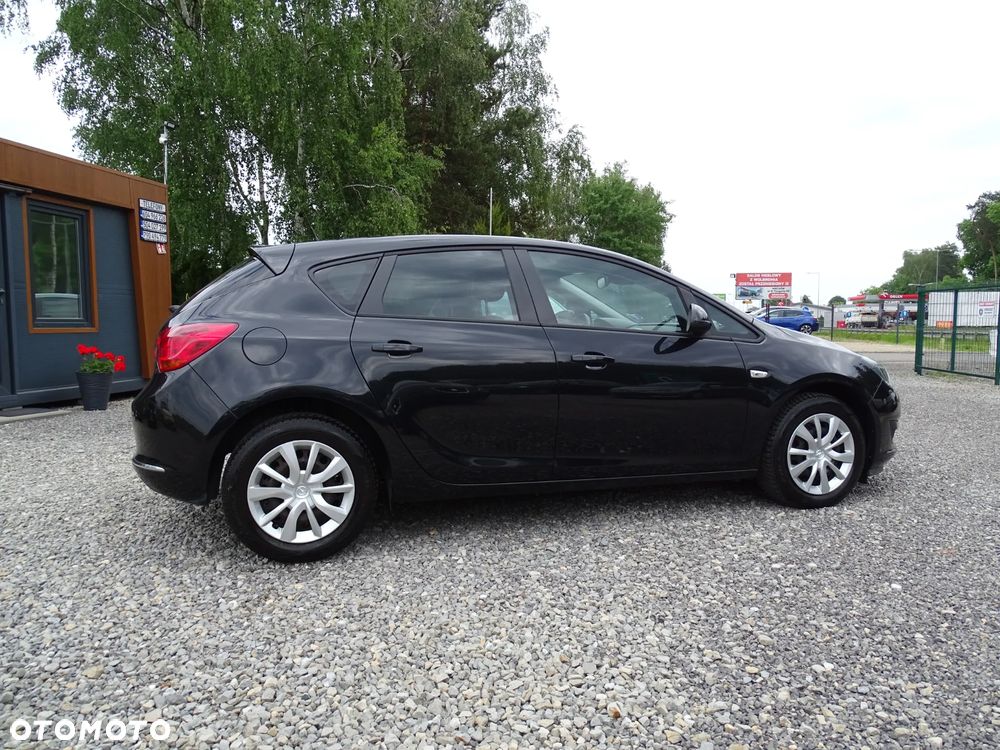 Opel Astra - 10