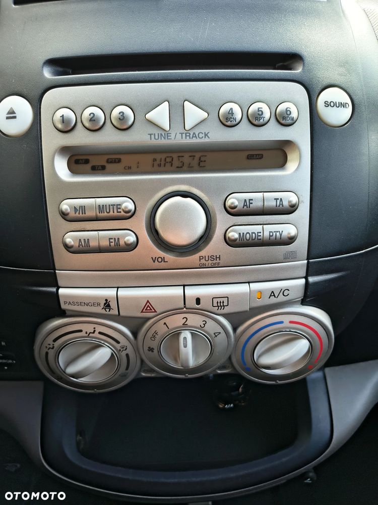 Daihatsu Sirion 1.3 - 17