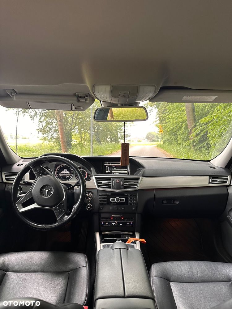 Mercedes-Benz Klasa E 350 CDI BlueEff Avantgarde - 8