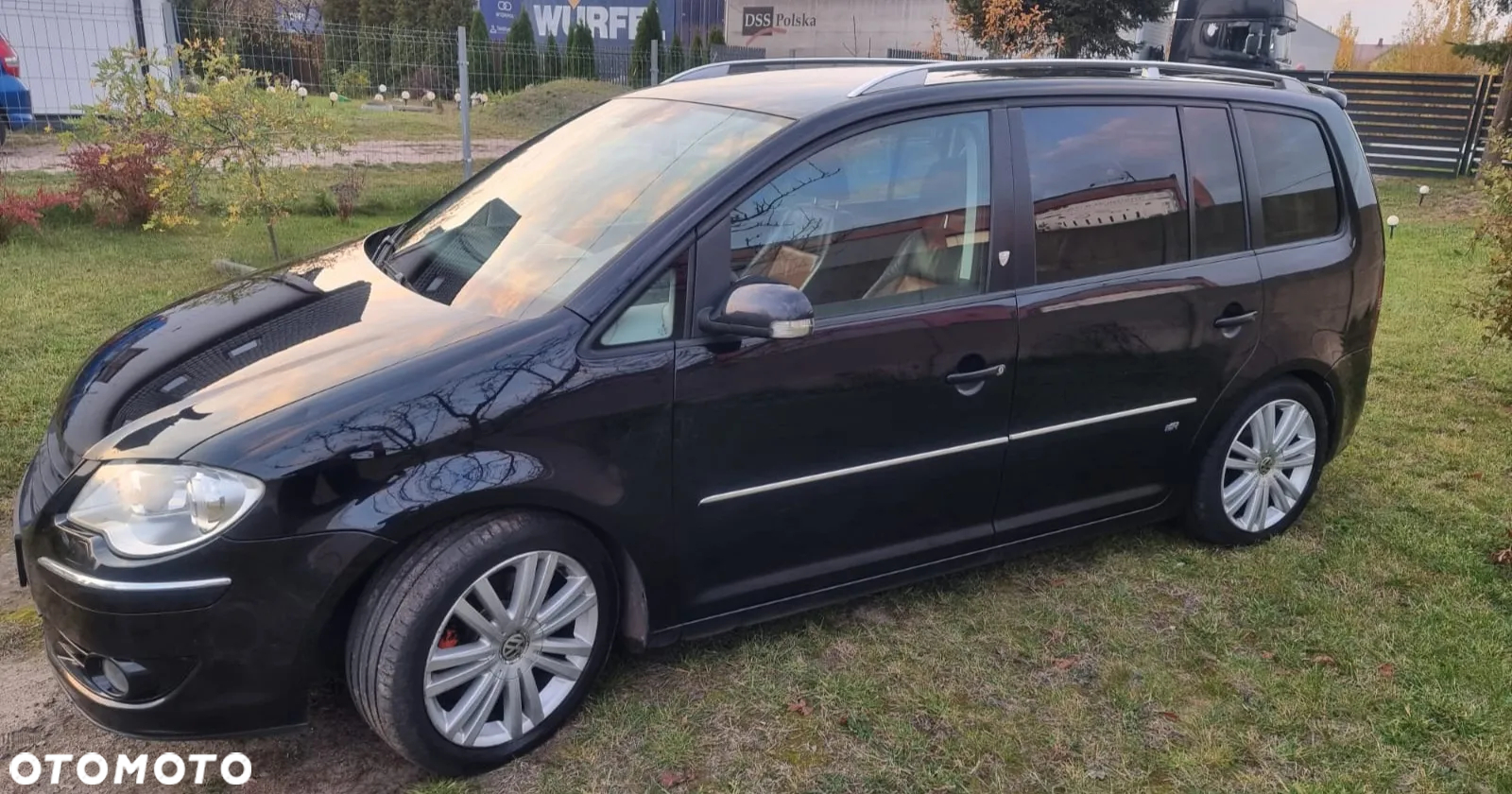 Volkswagen Touran 2.0 TDI DPF Highline - 2