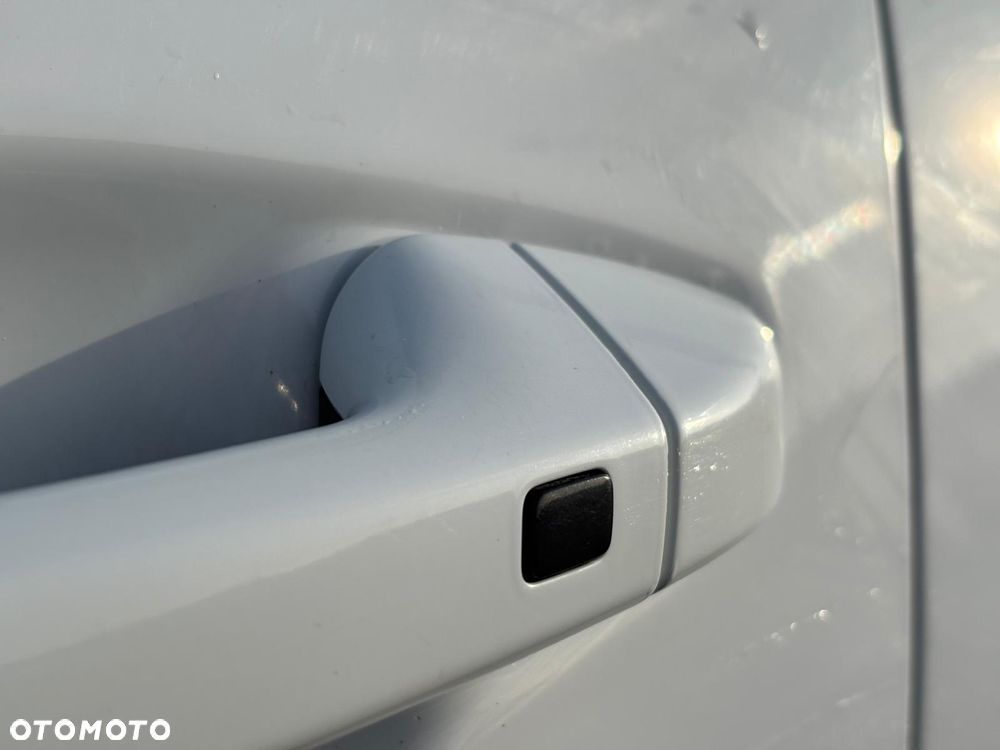 Kia Ceed 1.6 CRDi SCR L Business Line Plus - 13