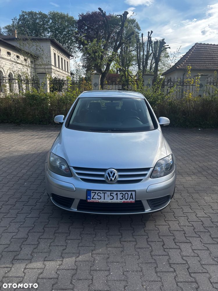 Volkswagen Golf 1.9 TDI Comfortline DSG - 2