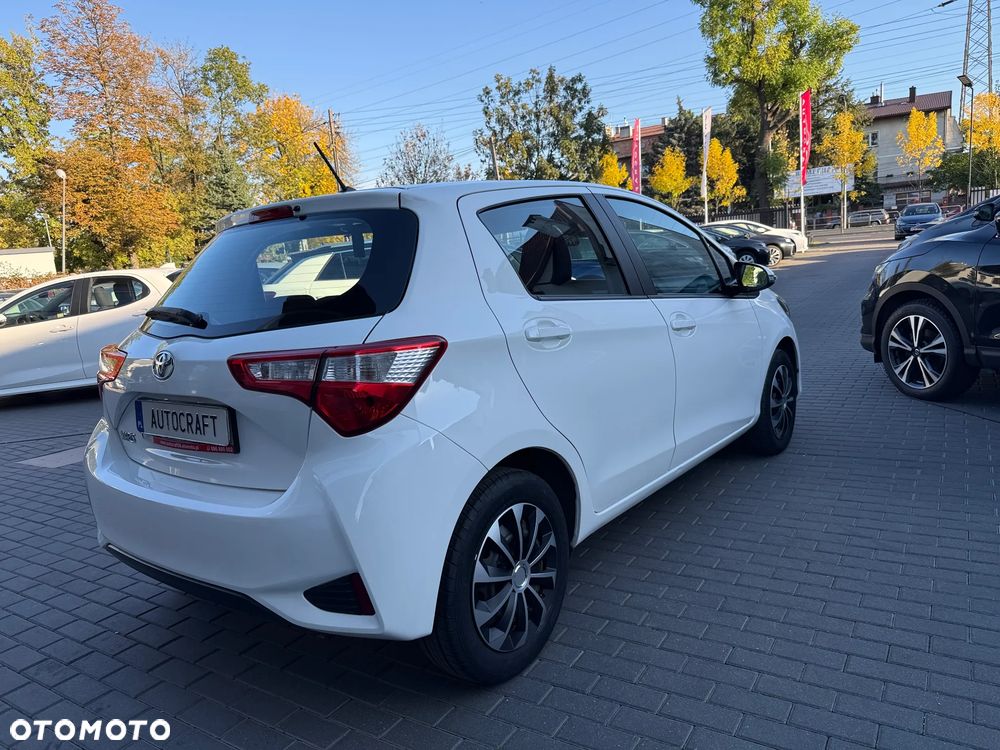 Toyota Yaris 1.5 Active - 26