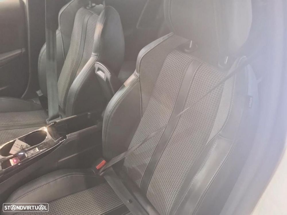 Peugeot 208 1.5 BlueHDi GT - 3