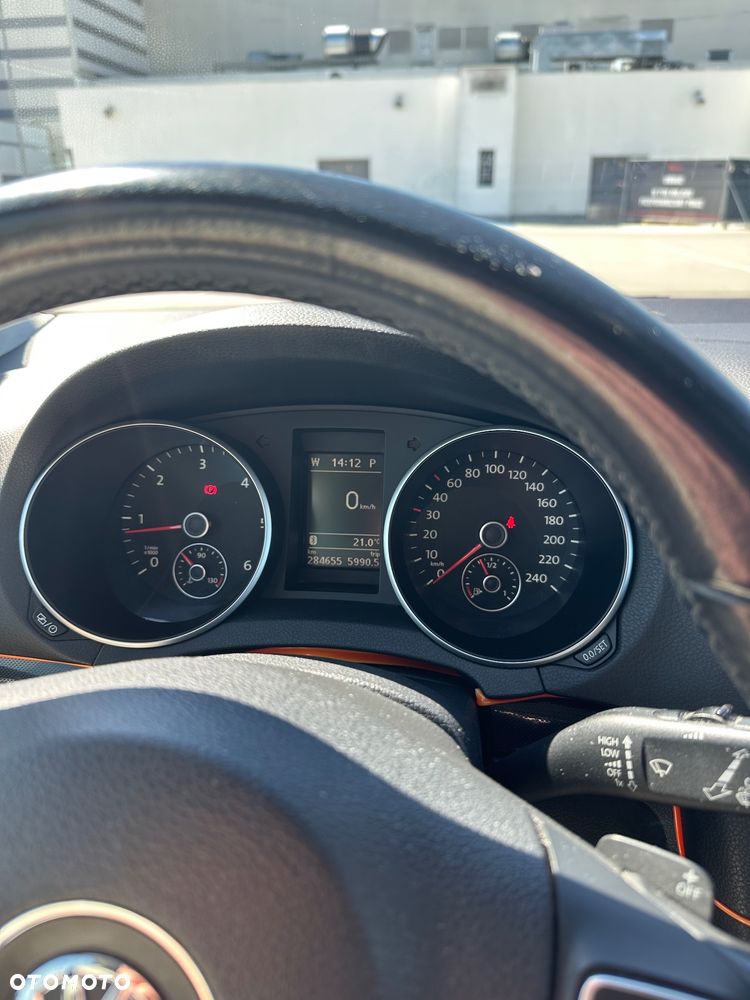Volkswagen Golf - 12
