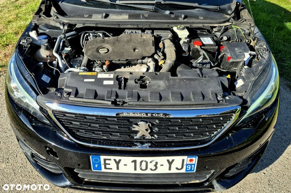 Peugeot 308 1.5 BlueHDi Active Pack Business S&S EAT8 - 17