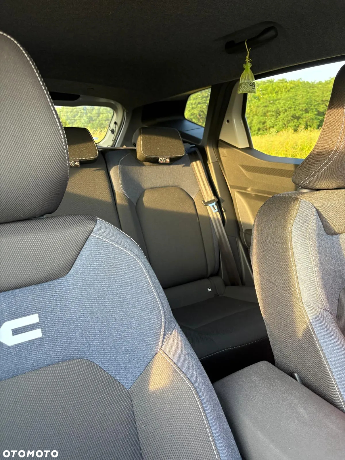 Dacia Duster 1.6 Full Hybrid 140 Journey MMT - 16
