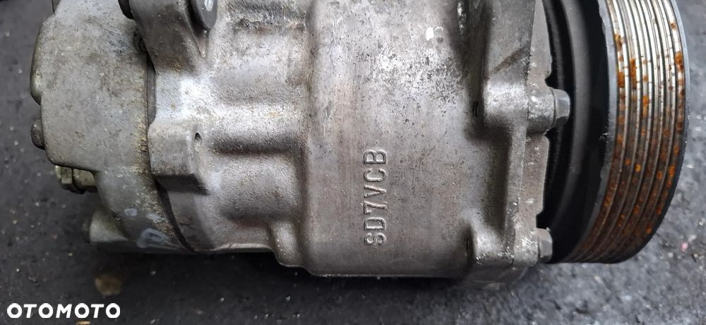 Sprężarka klimatyzacji 7D0820805C Volkswagen - 2