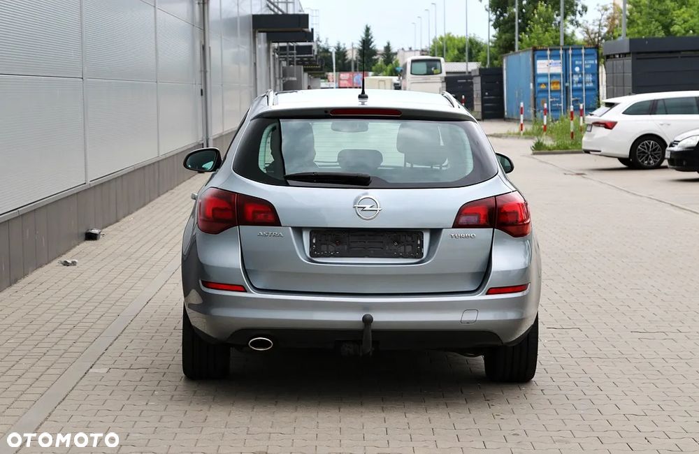 Opel Astra 1.4 T Enjoy - 6