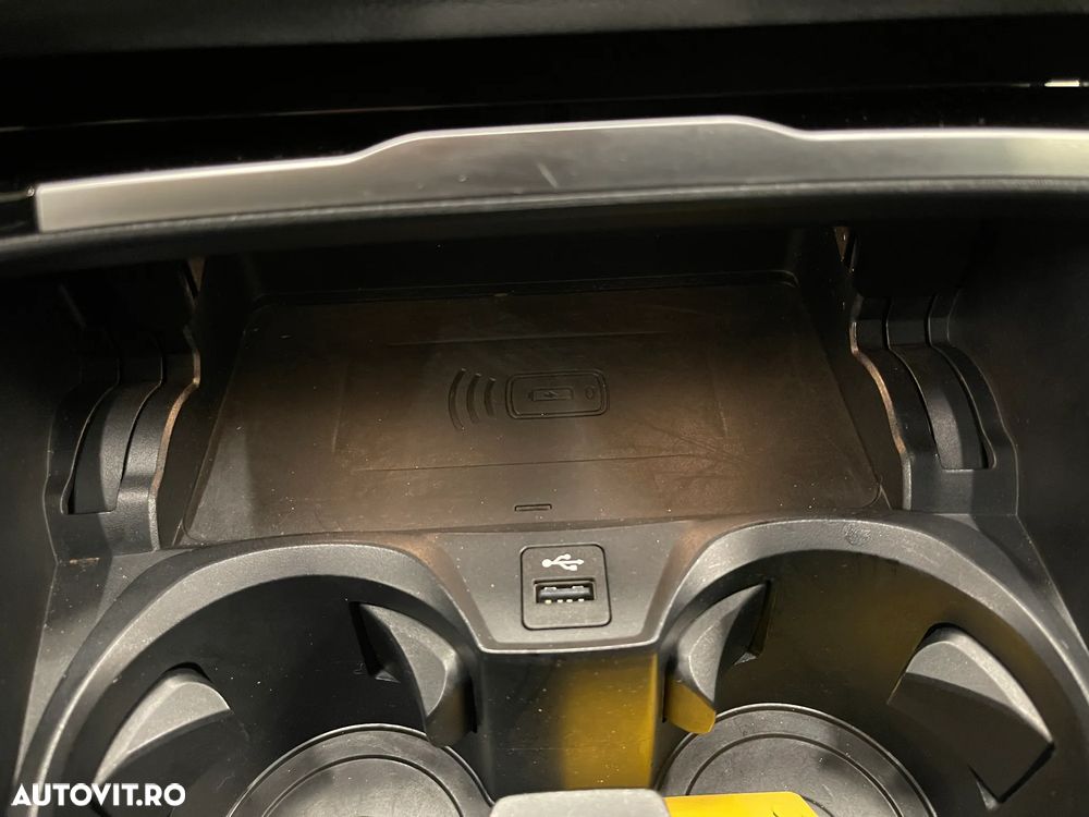 BMW Seria 3 320d xDrive AT MHEV - 34