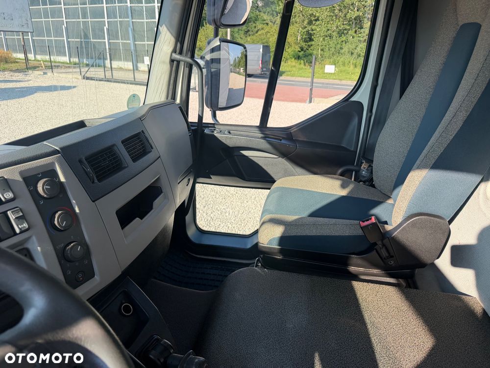 Volvo FL 250 / Tylko 284 Tkm / Winda załadowcza - 25