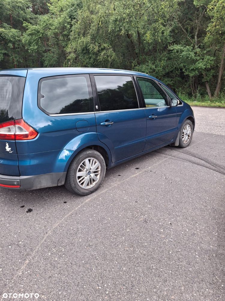 Ford Galaxy 2.0 Ghia - 12