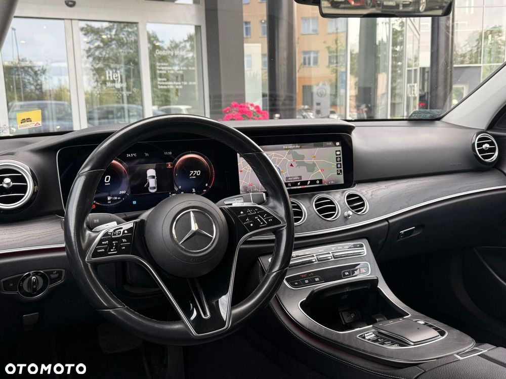 Mercedes-Benz Klasa E 220 d AMG - 11