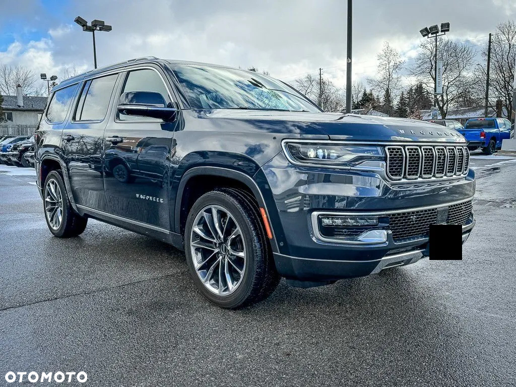 Jeep Wagoneer - 2
