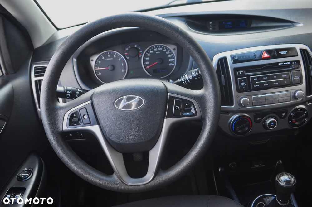 Hyundai i20 1.2 Intro Edition - 15