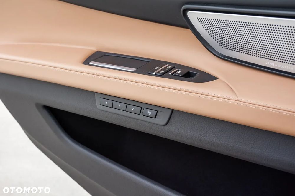 BMW Seria 7 760i L - 9