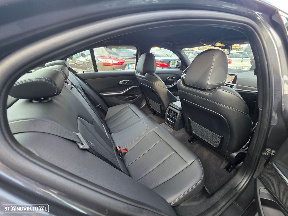 BMW 320 e Pack M Auto - 24