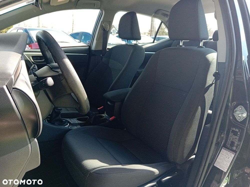 Toyota Corolla 1.6 Active EU6 - 9