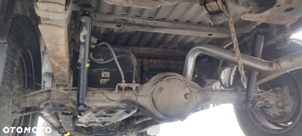 Isuzu D-Max - 8