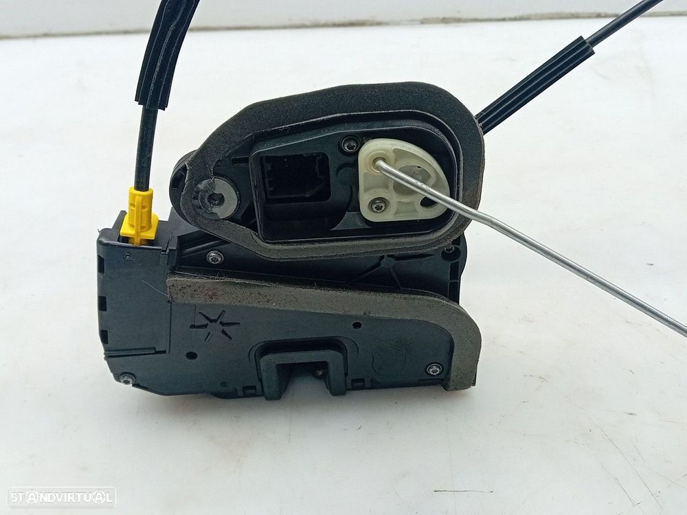 Fechadura / fecho porta frente direito OPEL Astra K - 2