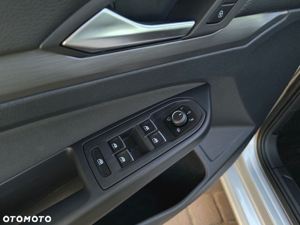 Volkswagen Golf - 19